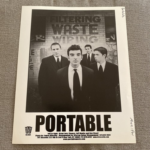 Portable press photo 8x10 - photo, 8x10”